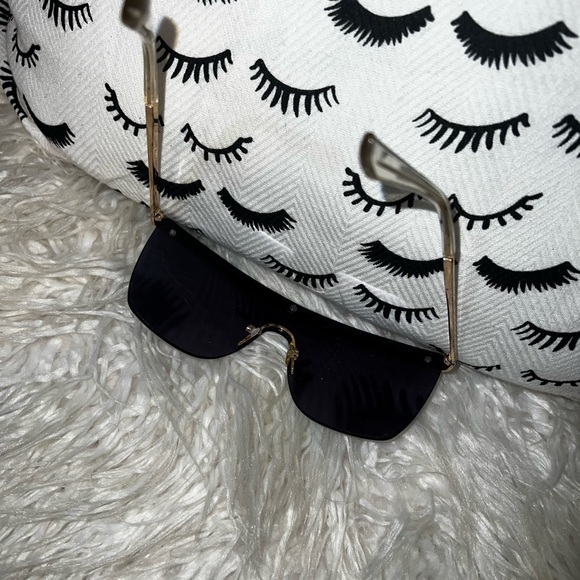 Quay Australia Black and Gold Sunglasses - Picture 4 of 4